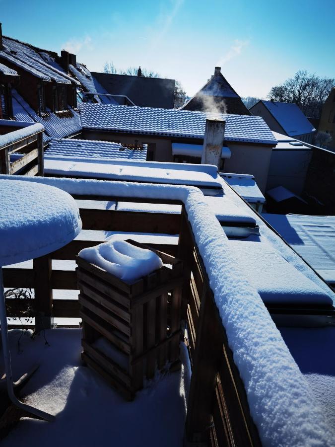 Gemuetliche Dachwohnung Mit Kleiner Oder Grosser Dachterrasse Nebeneinander 볼미르스테트 외부 사진
