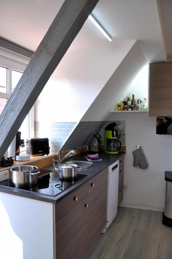 Gemuetliche Dachwohnung Mit Kleiner Oder Grosser Dachterrasse Nebeneinander 볼미르스테트 외부 사진
