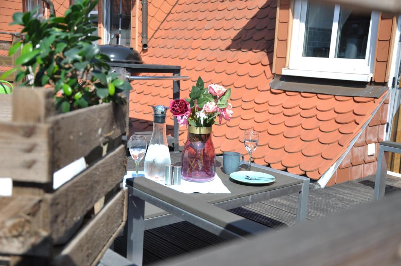 Gemuetliche Dachwohnung Mit Kleiner Oder Grosser Dachterrasse Nebeneinander 볼미르스테트 외부 사진